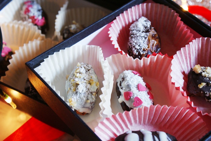 recipe chocolate date pralines valentine