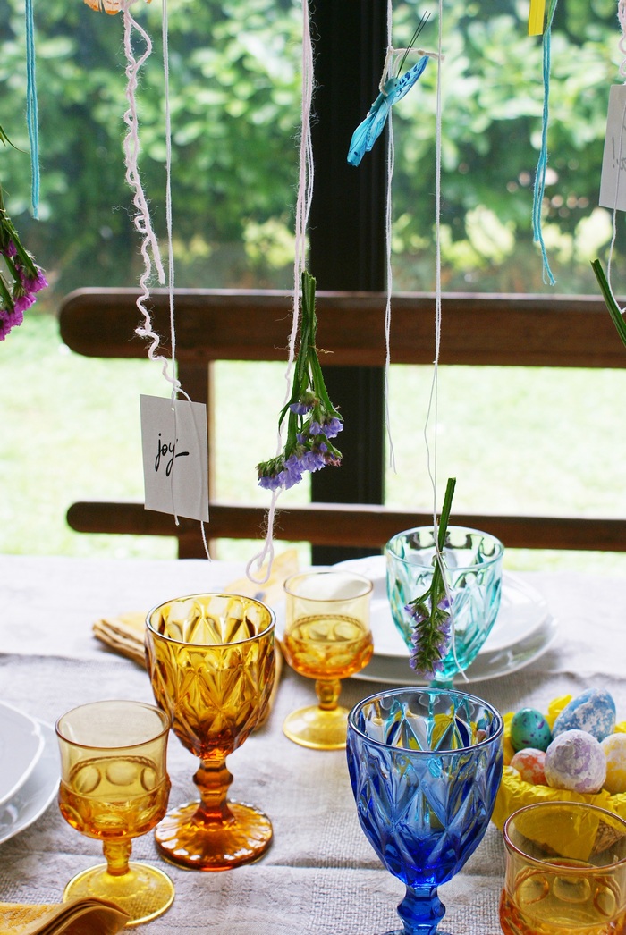 beautiful easter spring table decor