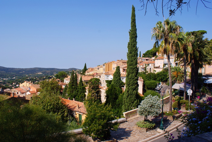 bormes mimosas travel guide france