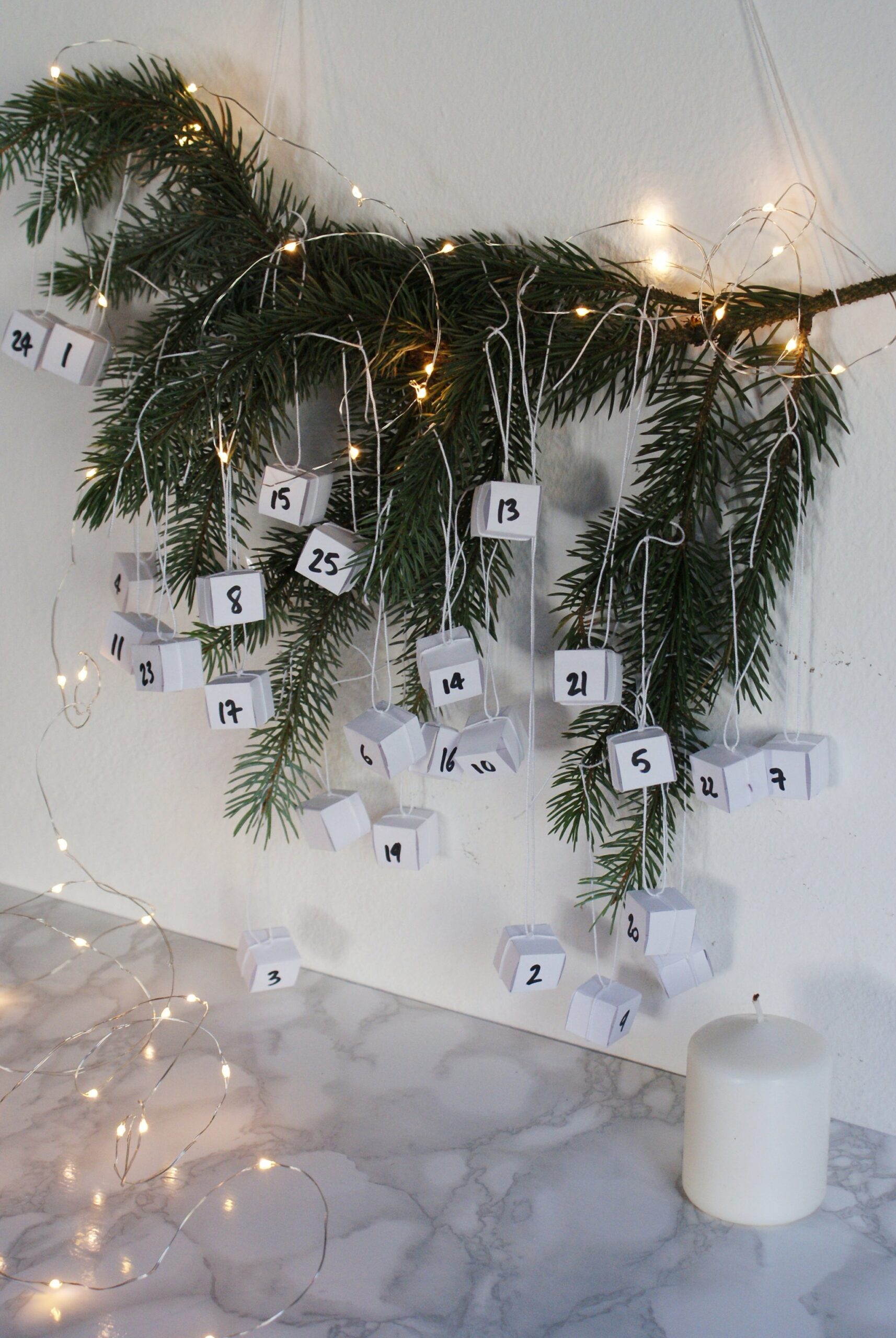 DIY MINIMALIST HANGING ADVENT CALENDAR: EASY CHRISTMAS DECOR IDEA WITH FREE PRINTABLE FOR YOU