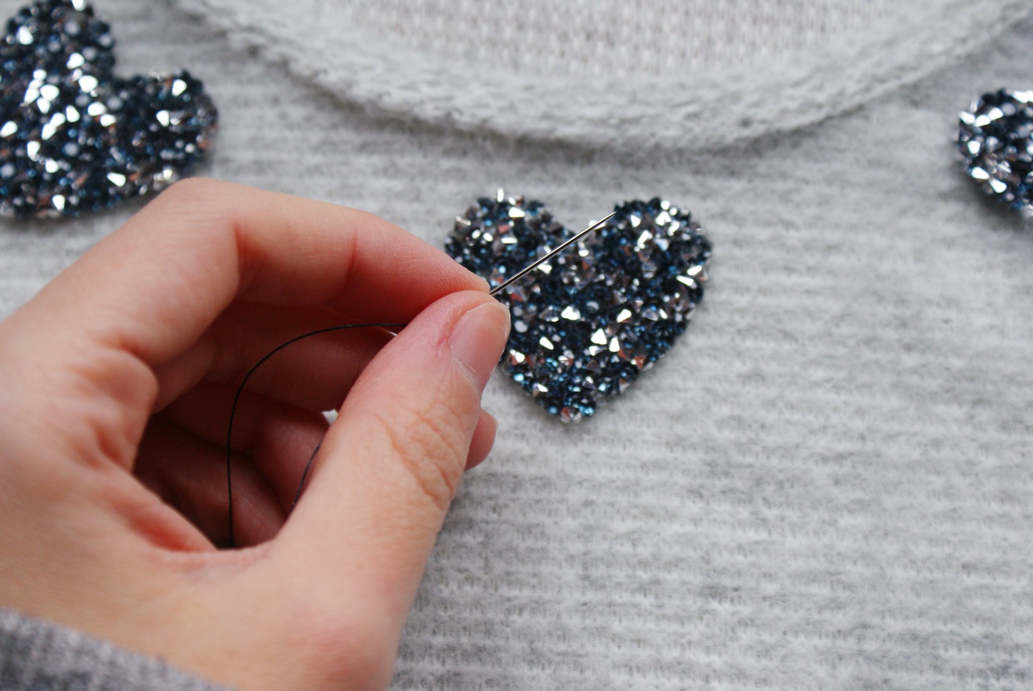 diy sparkling christmas sweater francinesplaceblog