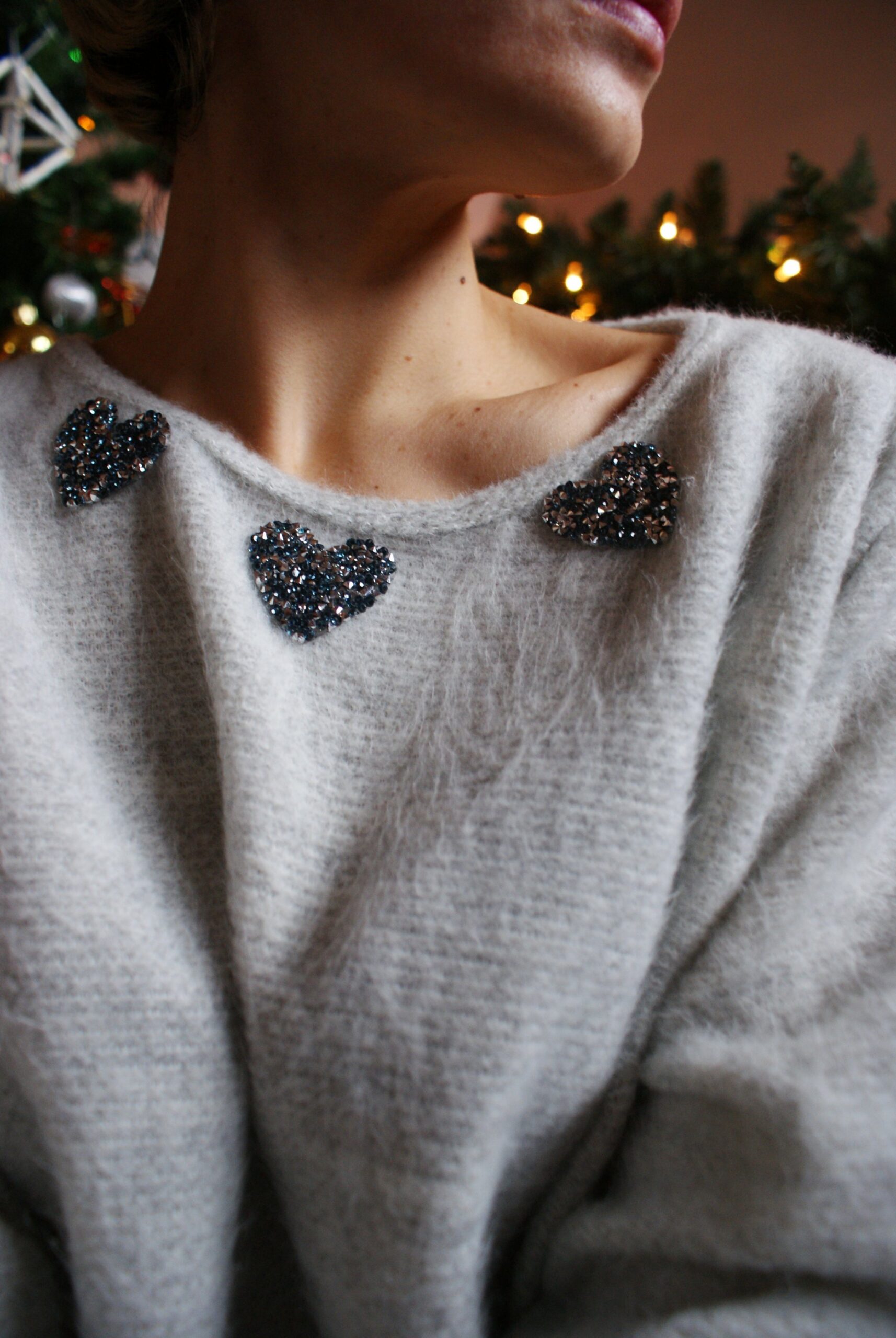 diy sparkling christmas sweater francinesplaceblog