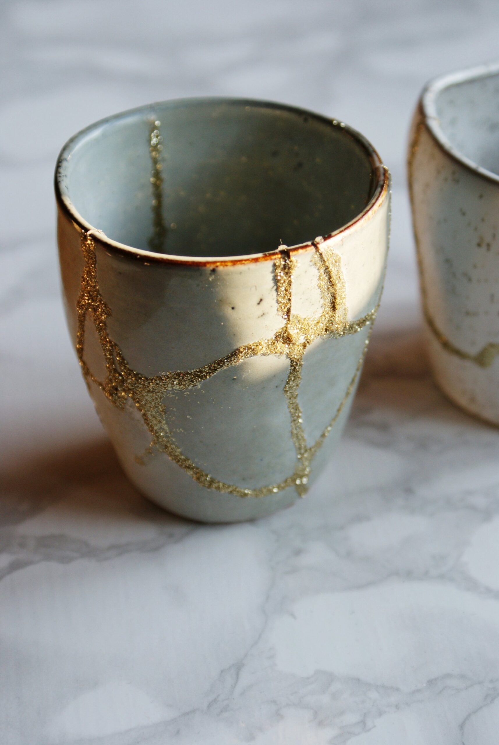 diy gold glitter japanese kintsugi