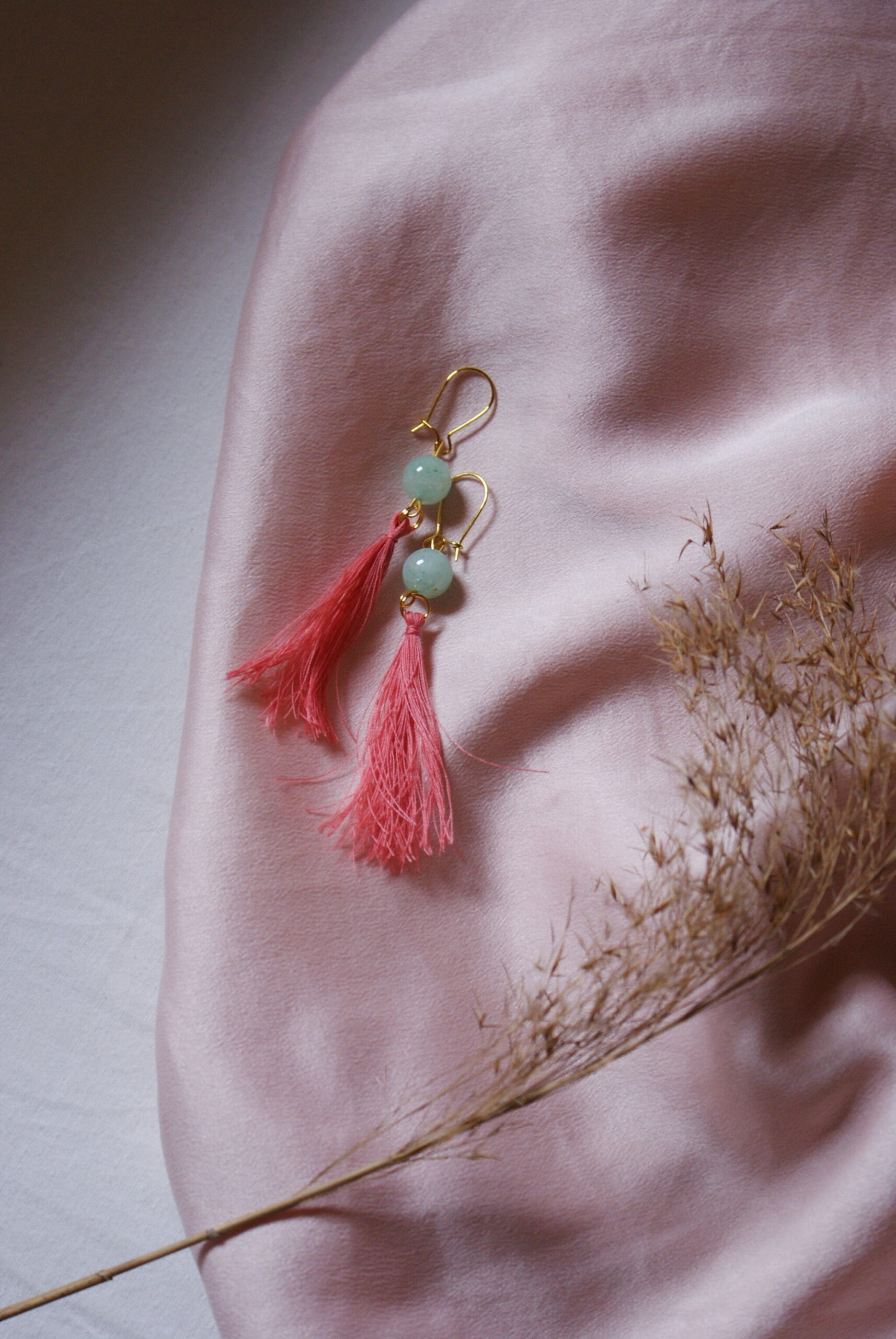 easy diy tassel earrings tutorial silk