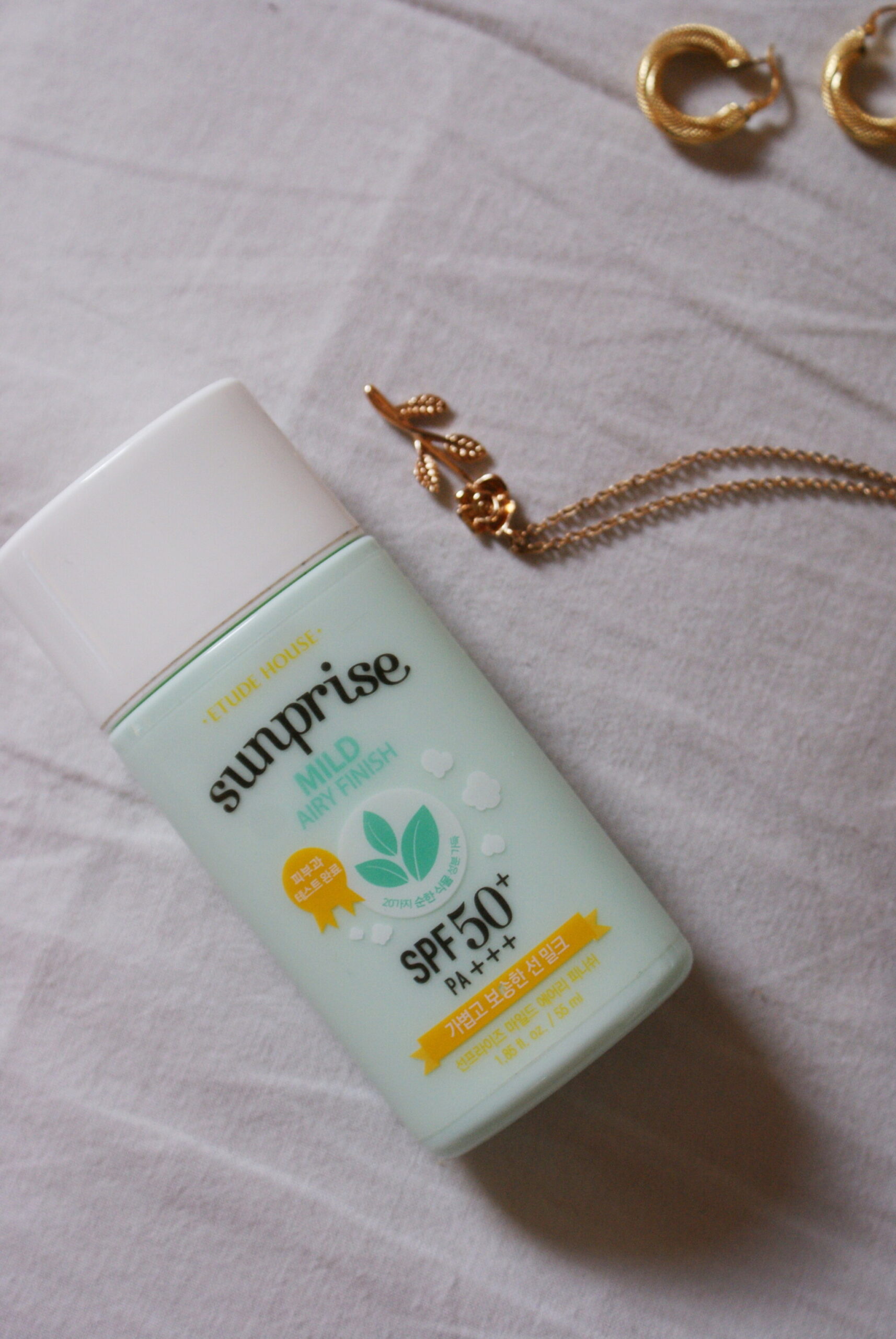 etude house sunprise airy milk review product