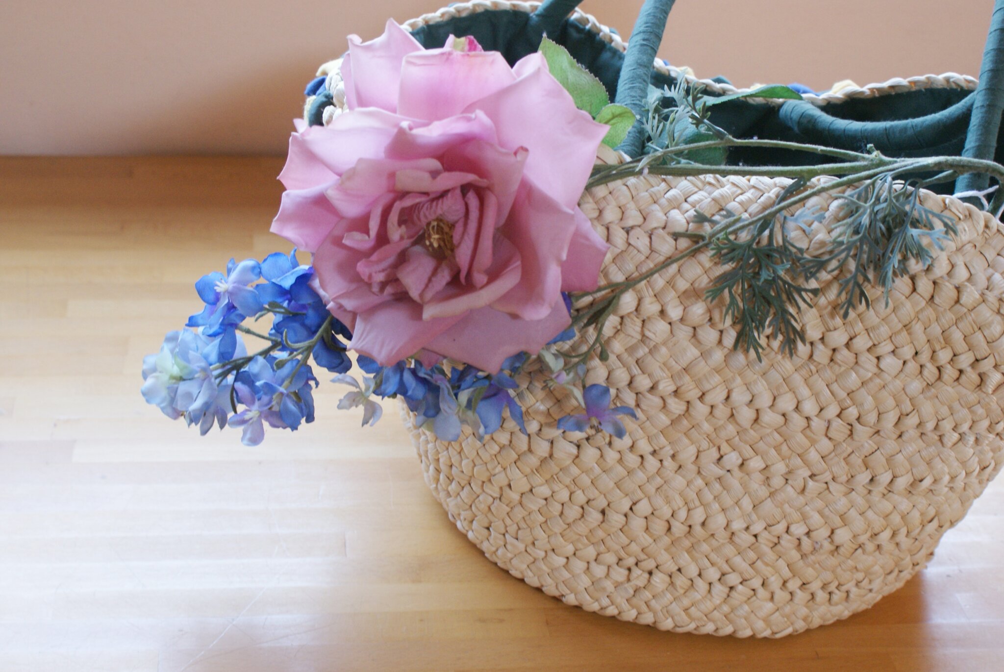 diy flower straw bag summer francinesplaceblog