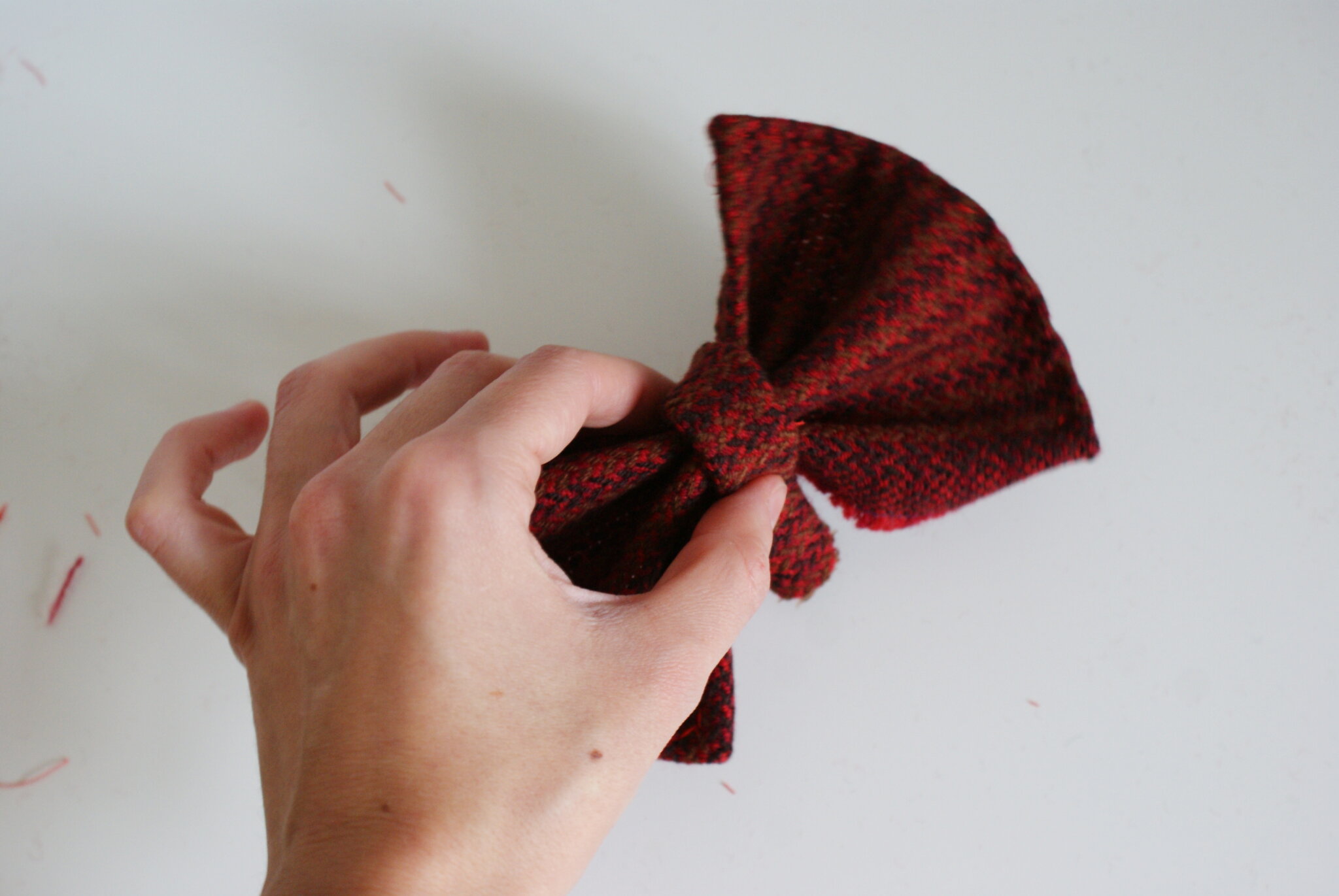 easy handmade tartan hair bow