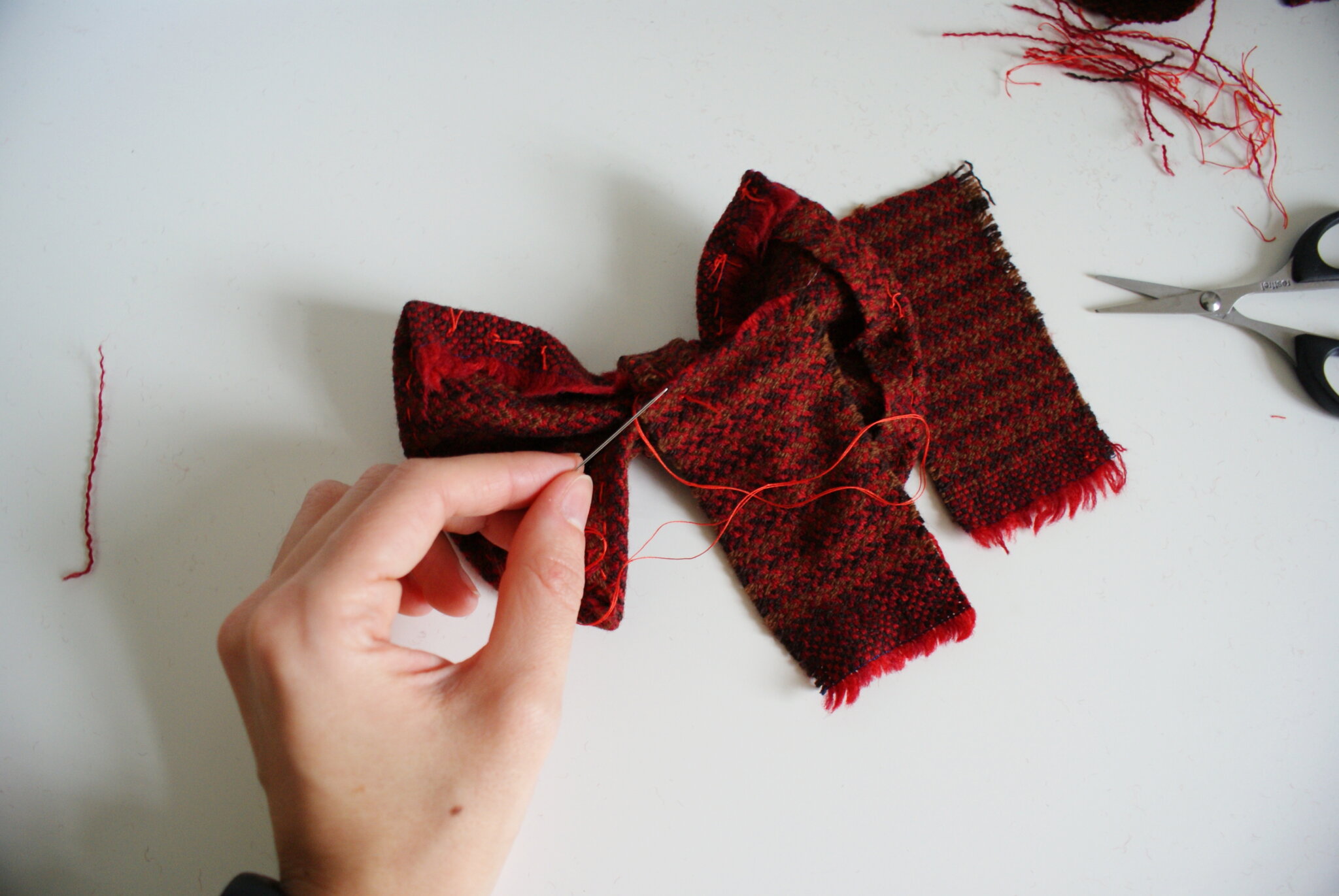 diy tartan hair bow clip tutorial