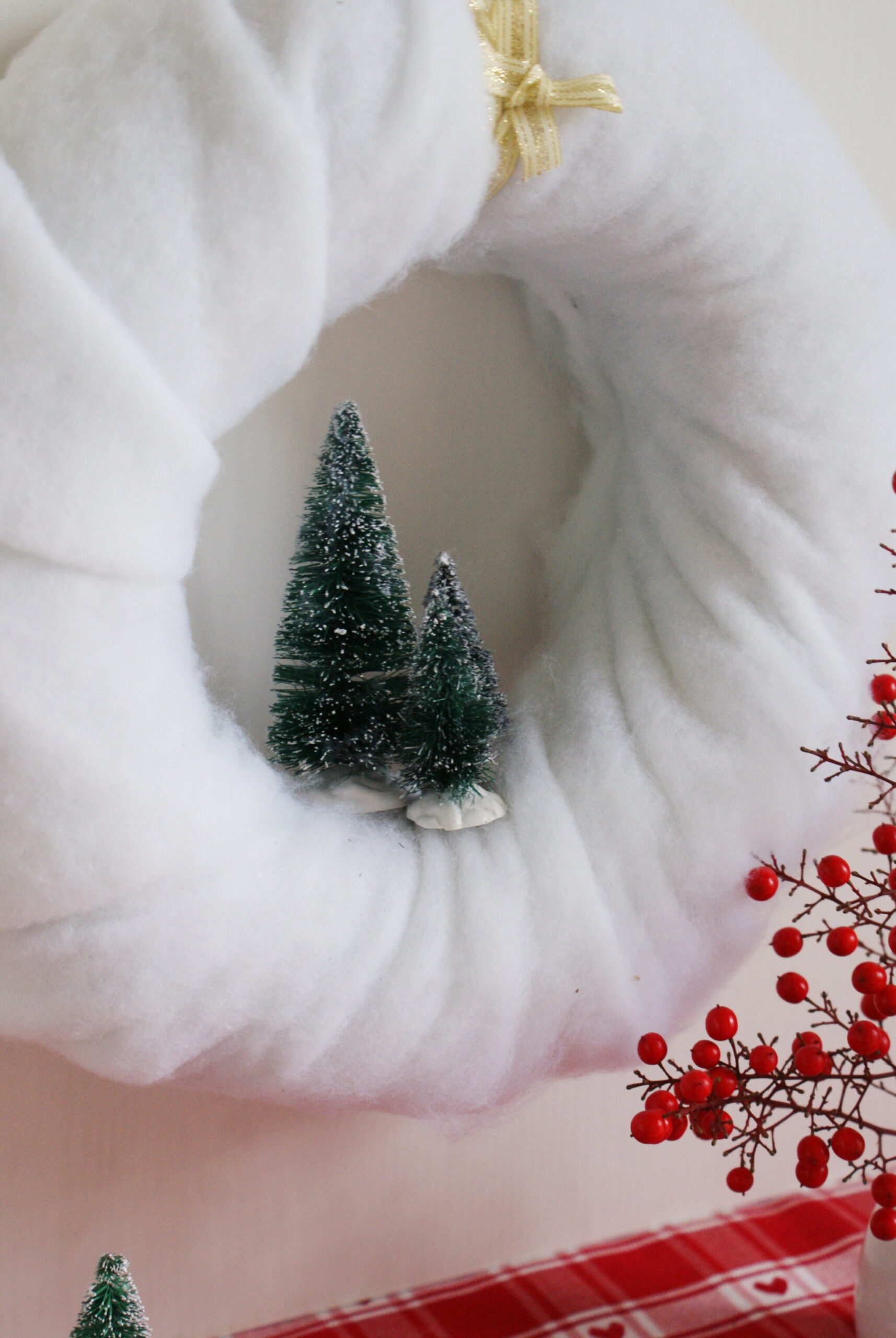 diy cotton snow wreath christmas handmade winter miniature tutorial easy decor idea miniature tree