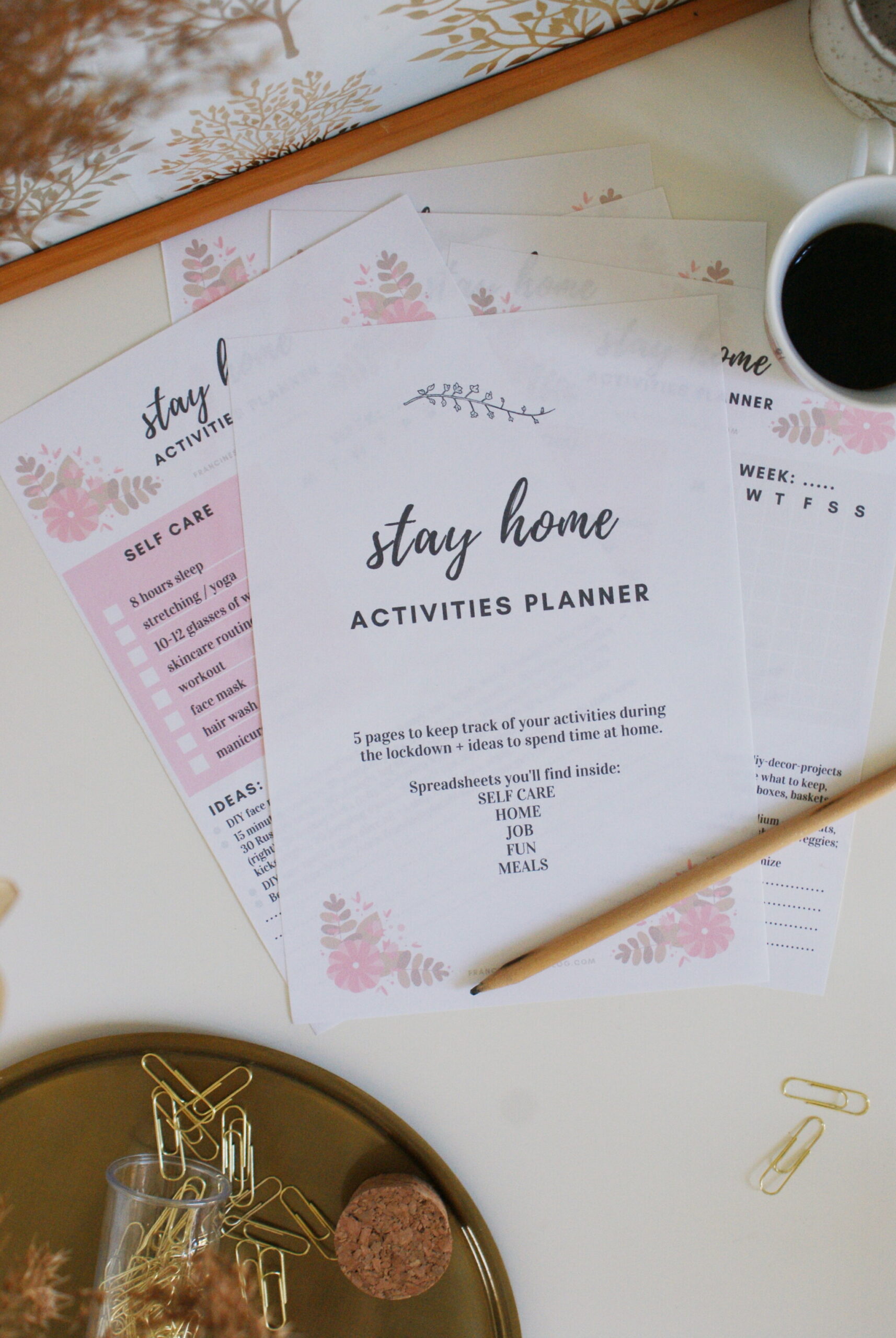 FREE PRINTABLE STAY HOME ACTIVITIES PLANNER WITH IDEAS TO SCHEDULE YOUR LOCKDOWN TIME