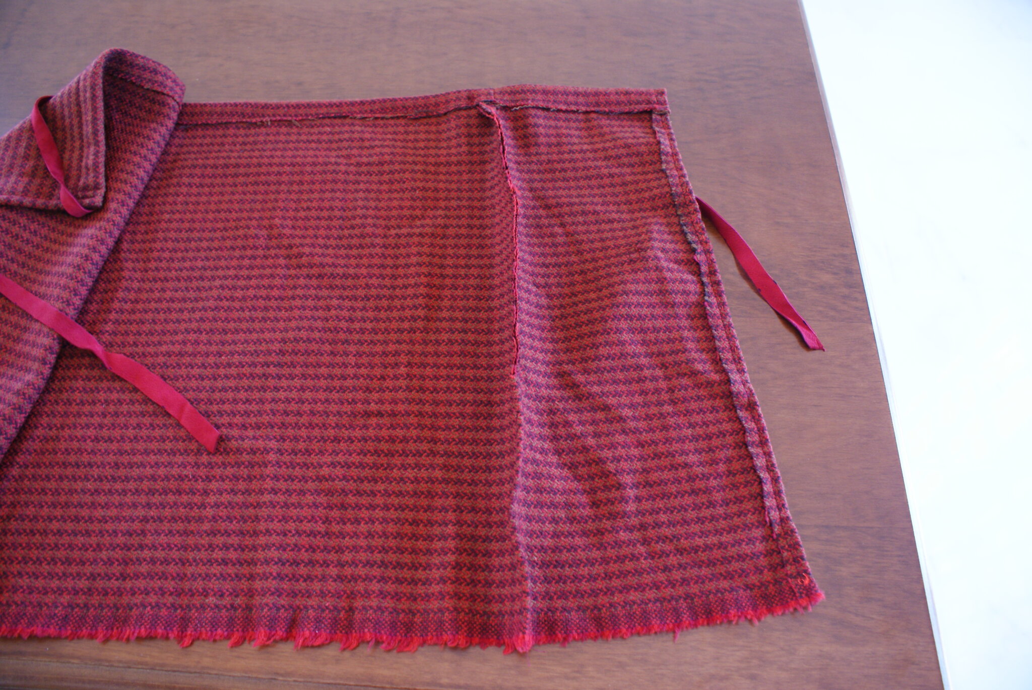 DIY WOOL MINI WRAP SKIRT (EASY SEWING TUTORIAL WITH SAMPLE