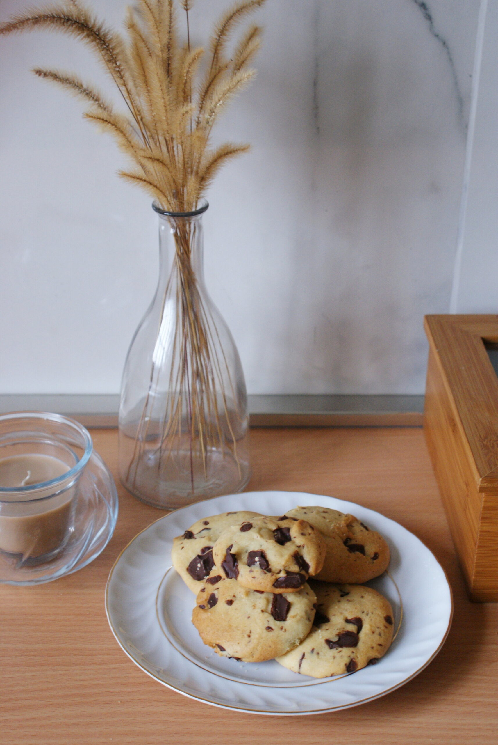 migliore ricetta cookies biscotti americani gocce pezzi cioccolato senza uova burro vegan vegetali sani veloce come fare casa