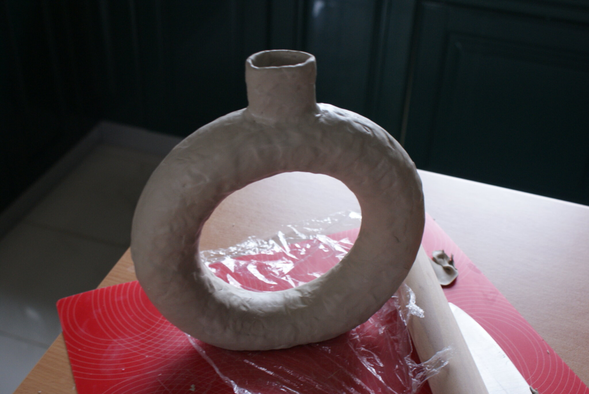 diy donut vase air clay organic shape decor home easy tutorial vaso faidate ciambella argilla casa francinesplaceblog 7